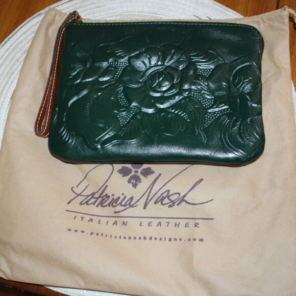 Patricia Nash Cassini Wristlet Rose Tooled Green, Gorgeous - Picture 1 of 12